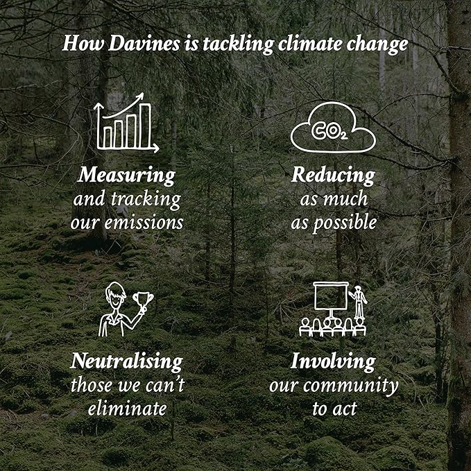 Davines LOVE Curl Revitalizer, Elasticizing Refresh Spray for Wavy and Curly Hair - Strong Anti-Frizz Control to Boost Vitality & Elasticity Between Shampoos with Almond Extract, 8.45 Fl Oz