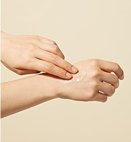 Dr.Ceuracle Royal Vita Propolis 33 Capsule Eye Cream with Applicator - Soothing, Hydrating Eye Serum Cream, Dark Circle Relief, Korean Skincare for Stocking Stuffers (20ml / 0.67 fl. oz.)