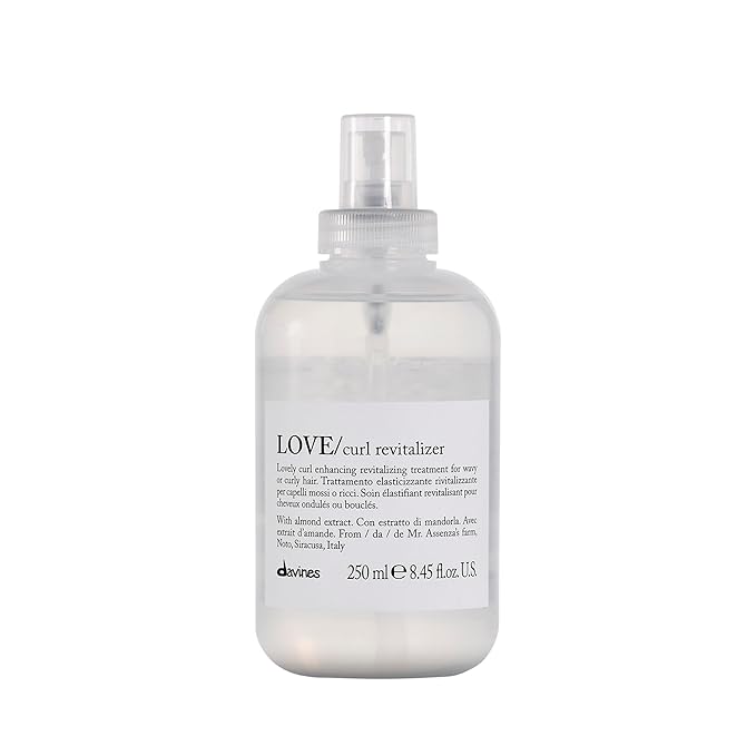 Davines LOVE Curl Revitalizer, Elasticizing Refresh Spray for Wavy and Curly Hair - Strong Anti-Frizz Control to Boost Vitality & Elasticity Between Shampoos with Almond Extract, 8.45 Fl Oz