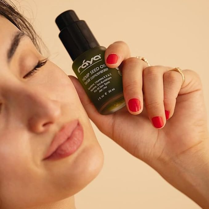 Raya Hemp Seed Facial Oil Serum (529) | for Sensitive and Oily Skin Types, Nourishing, Moisturizing & Revitalizing, Instantly Hydrates Acne-Prone, Vegan & Non-GMO Skincare, Fast-Absorbing - 30 ml